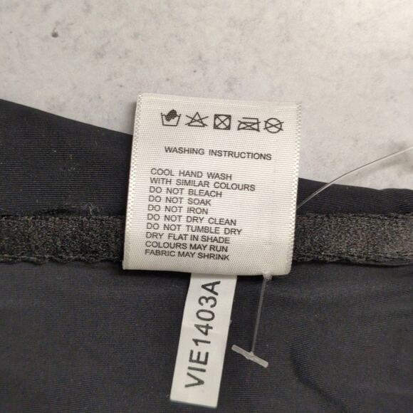 Charlie Holiday Black Sleek Versatile Comfortable Bandeau Top L - Picture 4 of 4